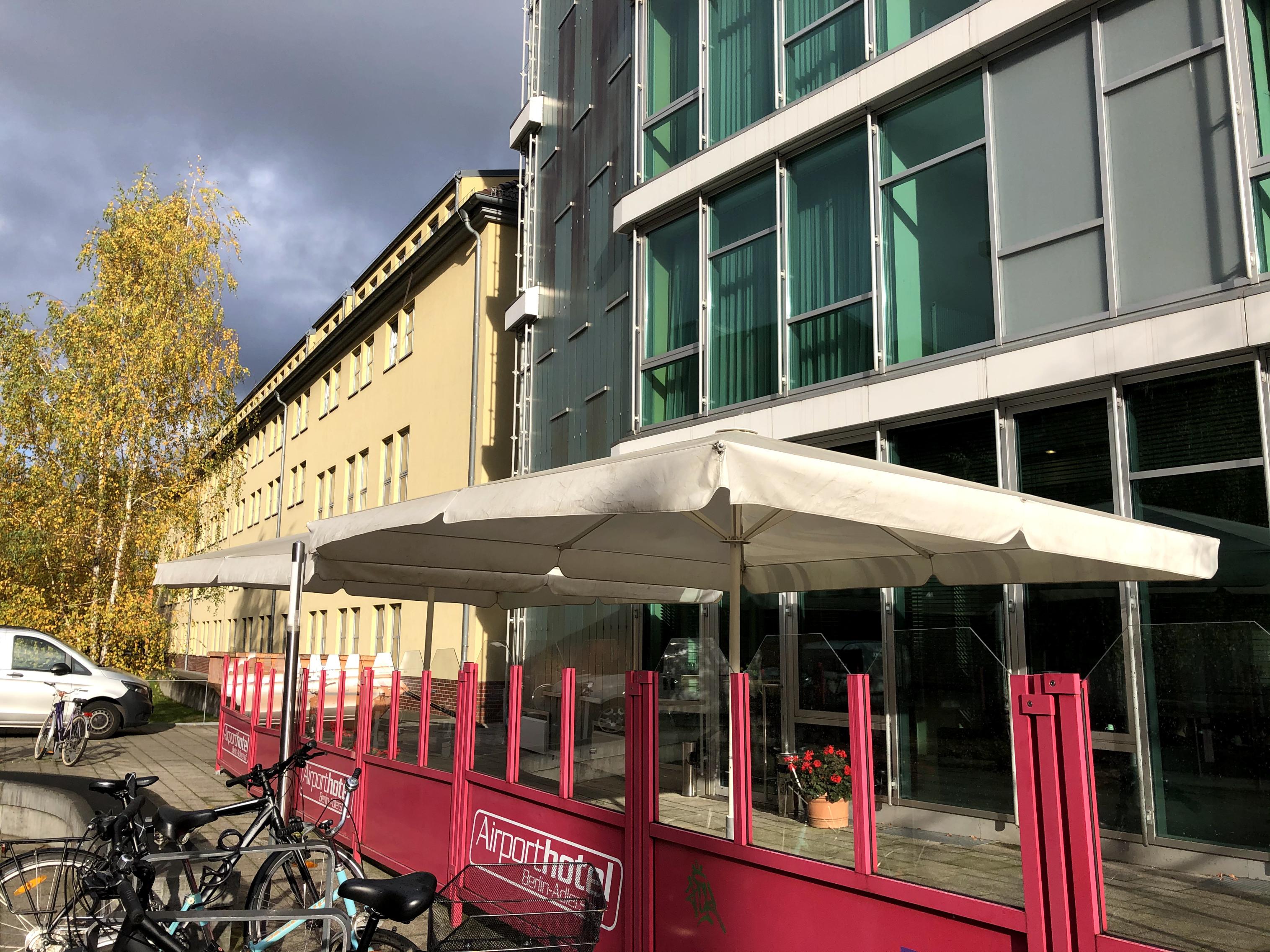 Airporthotel Berlin-Adlershof Exterior foto